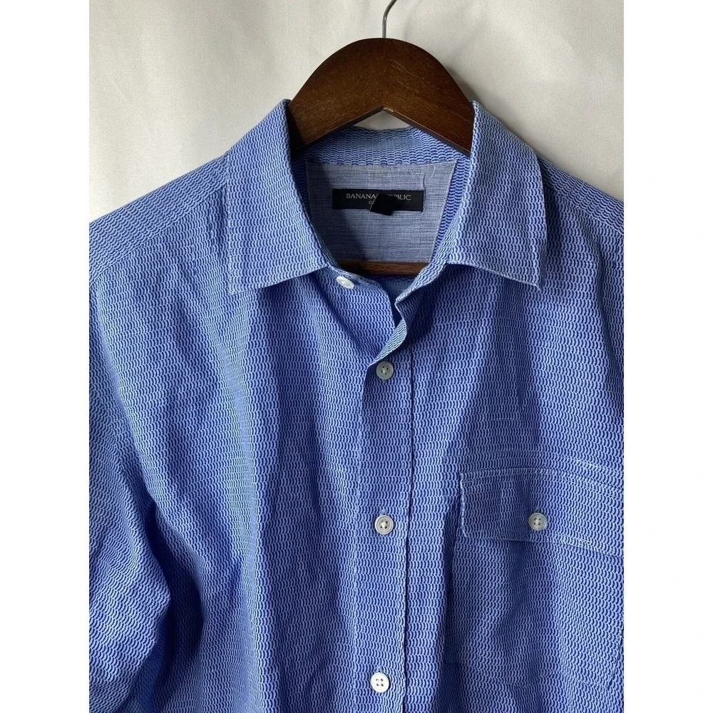 Banana Republic Men's Linen Cotton Shirt Size Medium‎ Button Up Blue Career Wear